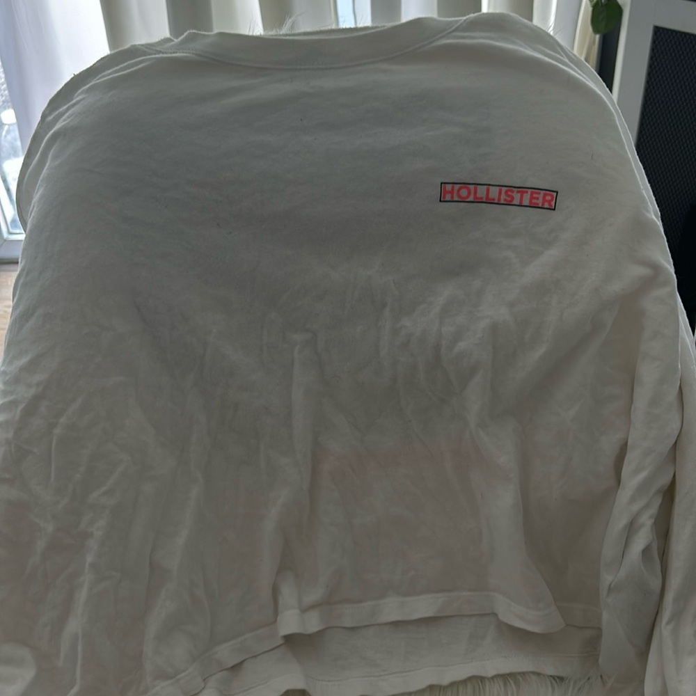 Hollister Long Sleeve Logo Cropped Tee: Size M
